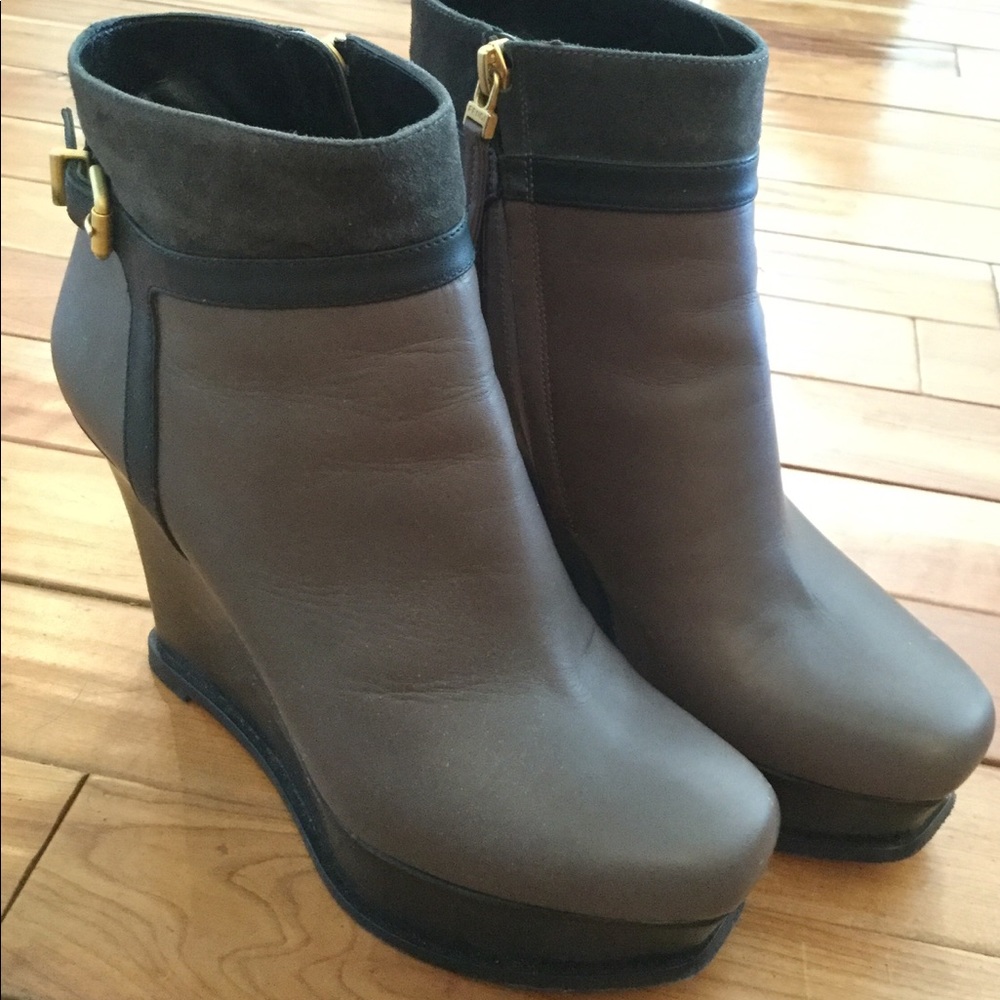 Fendi wedge boots size 39 1/2